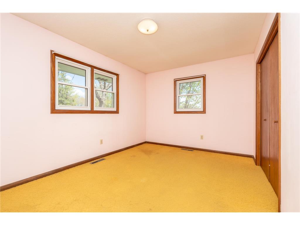 502 Vine Avenue W Montgomery MN 56069 7065815 image13