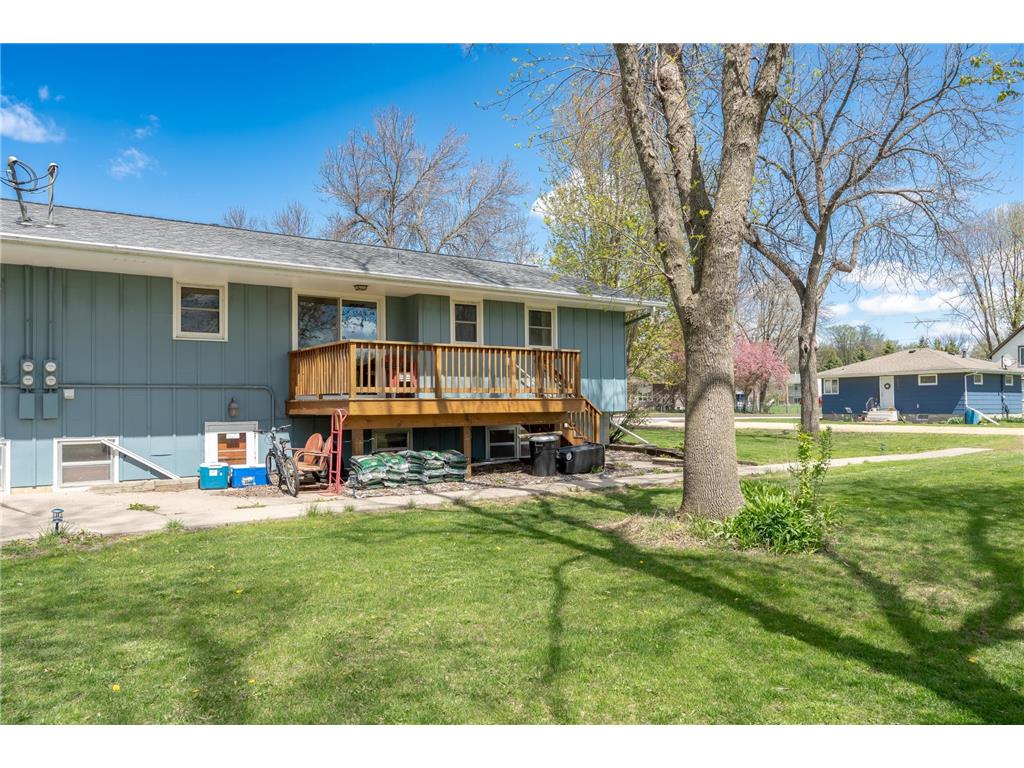 502 Vine Avenue W Montgomery MN 56069 7065815 image18