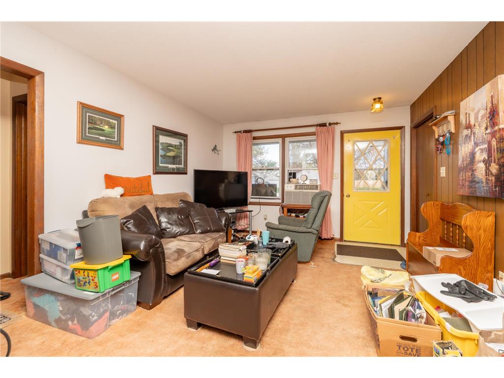502 Vine Avenue W Montgomery MN 56069 7065815 image19
