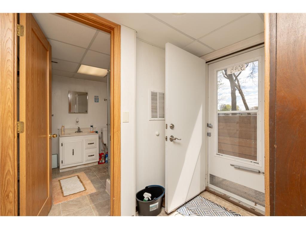 502 Vine Avenue W Montgomery MN 56069 7065815 image29