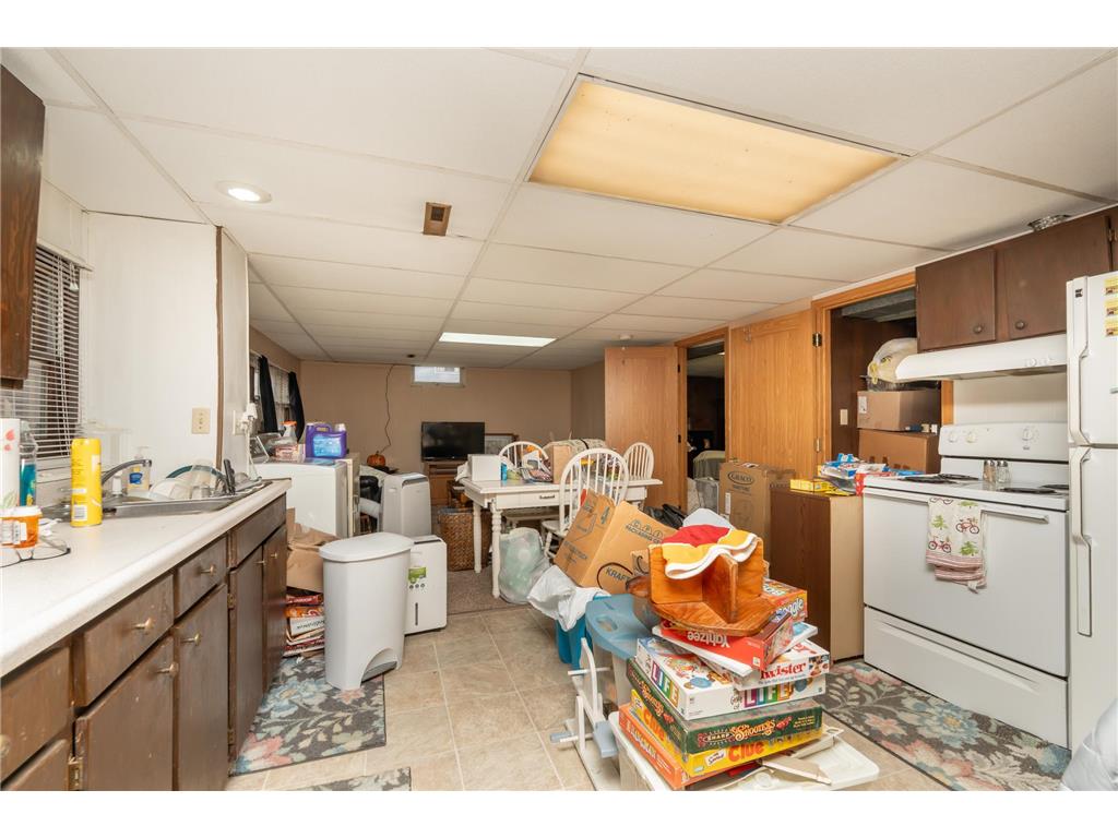 502 Vine Avenue W Montgomery MN 56069 7065815 image30