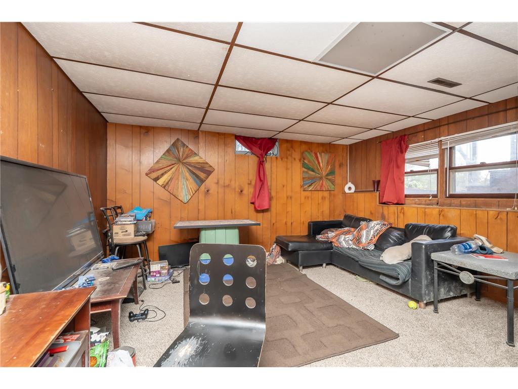 502 Vine Avenue W Montgomery MN 56069 7065815 image38