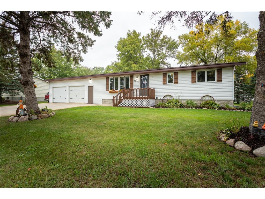 502 W Pike Street Osakis MN 56360 6435338 image1