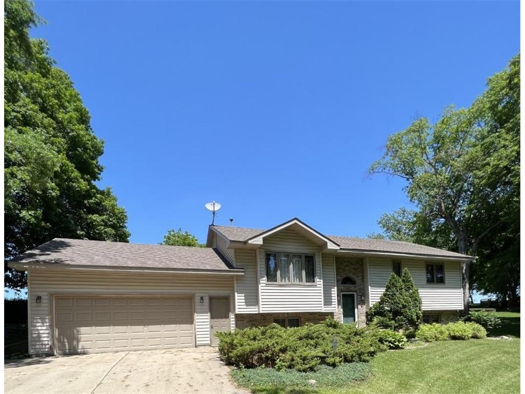 502 Wood Drive, Mankato, MN, 56001 MLS 6194444 Edina Realty