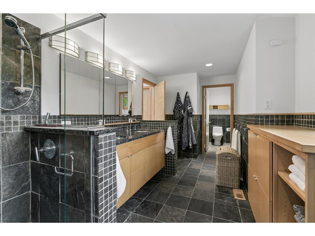 5020 Colonial Drive Golden Valley MN 55416 7107236 image22