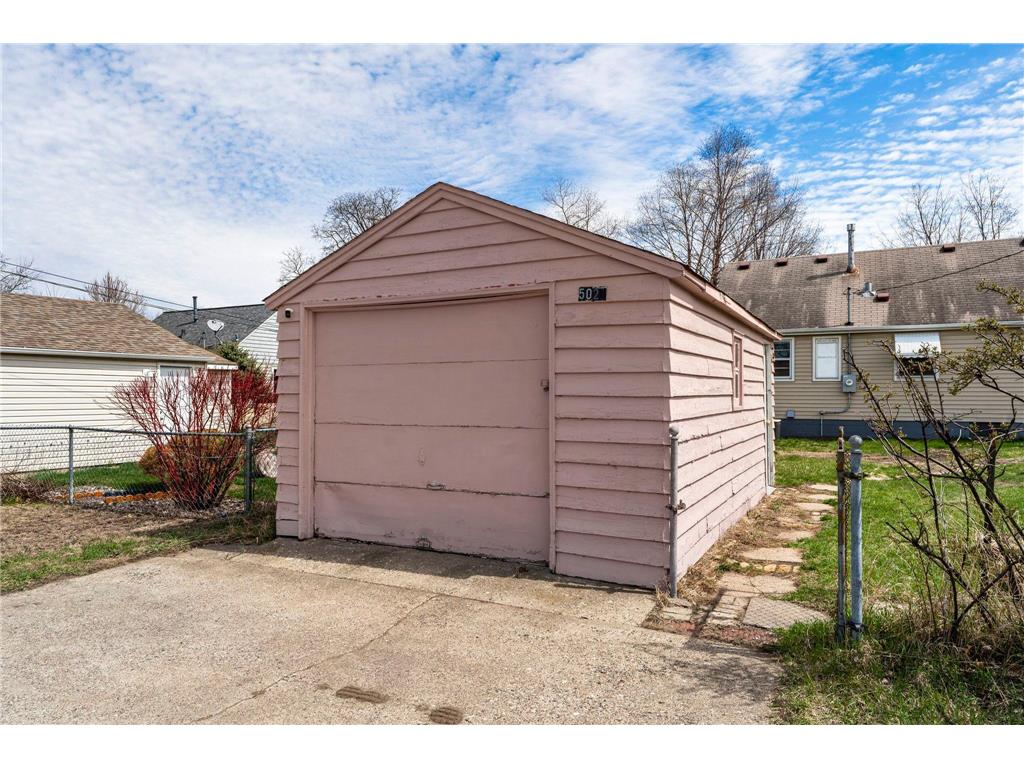 5021 Camden Avenue N Minneapolis MN 55430 7064797 image19