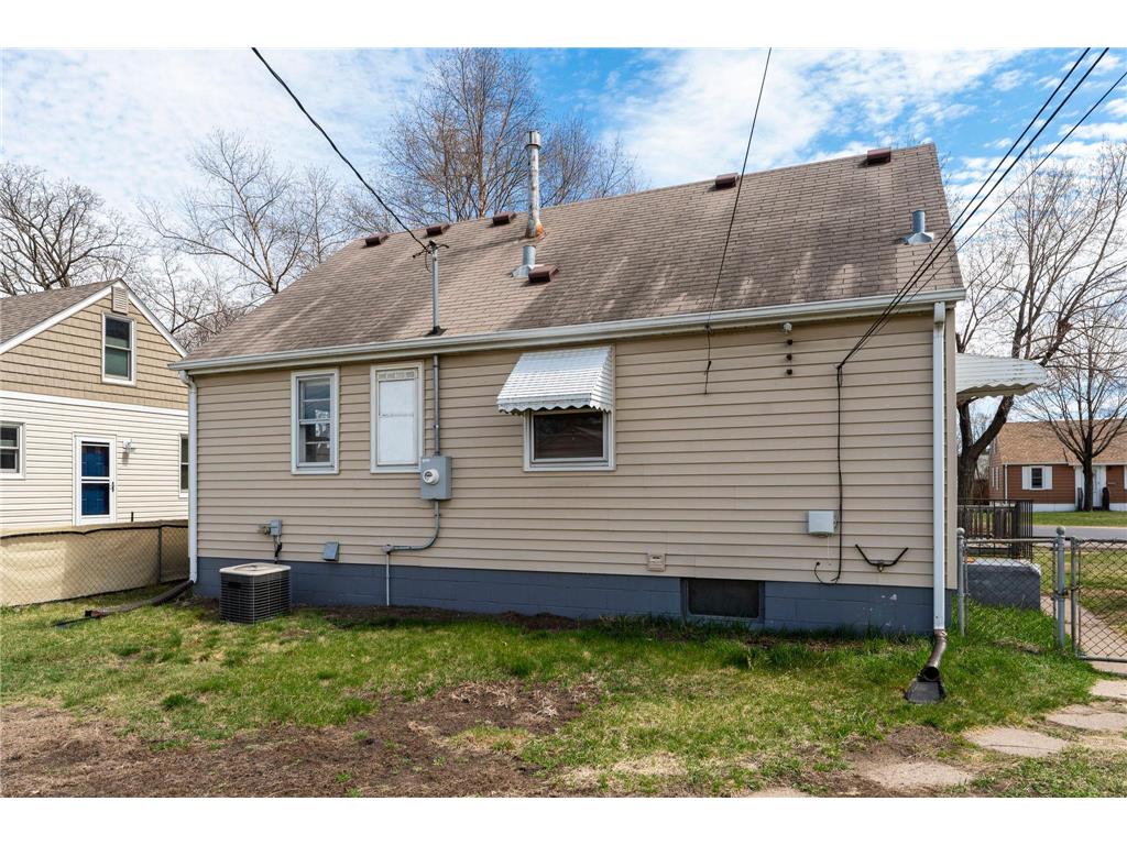 5021 Camden Avenue N Minneapolis MN 55430 7064797 image20