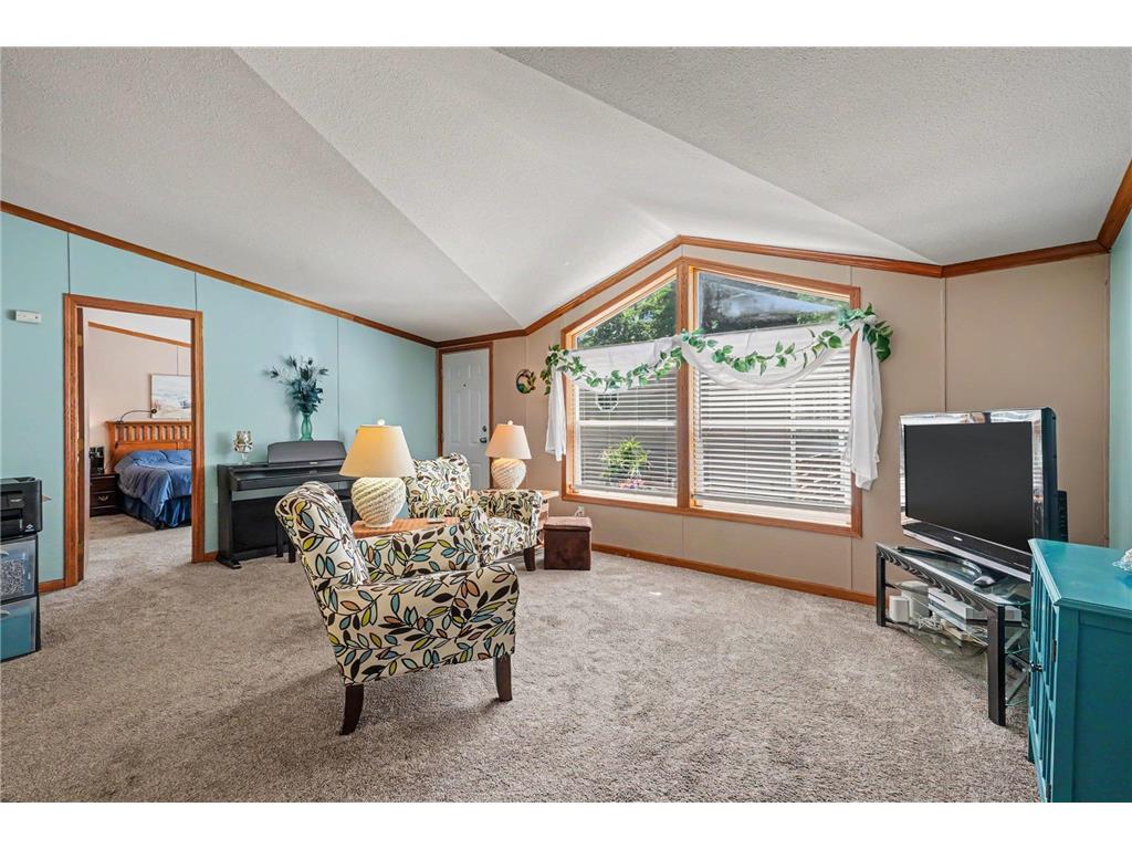 5021 Wellington Avenue Mounds View MN 55112 7094258 image5