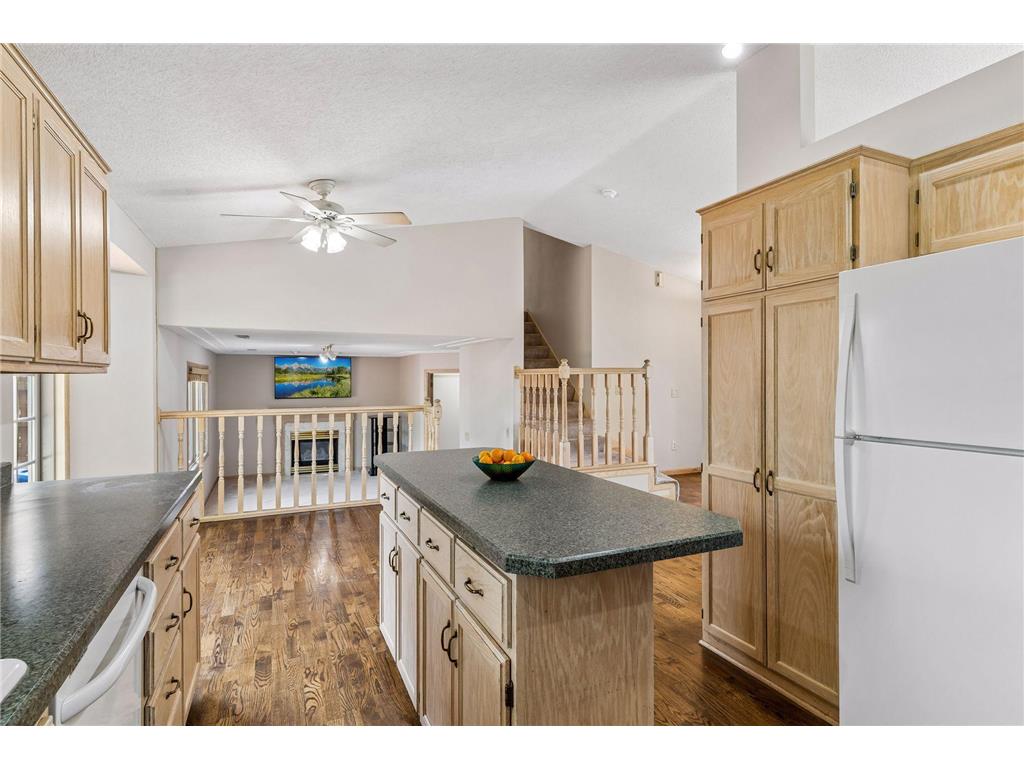 5023 Helena Road N Oakdale MN 55128 7089882 image13