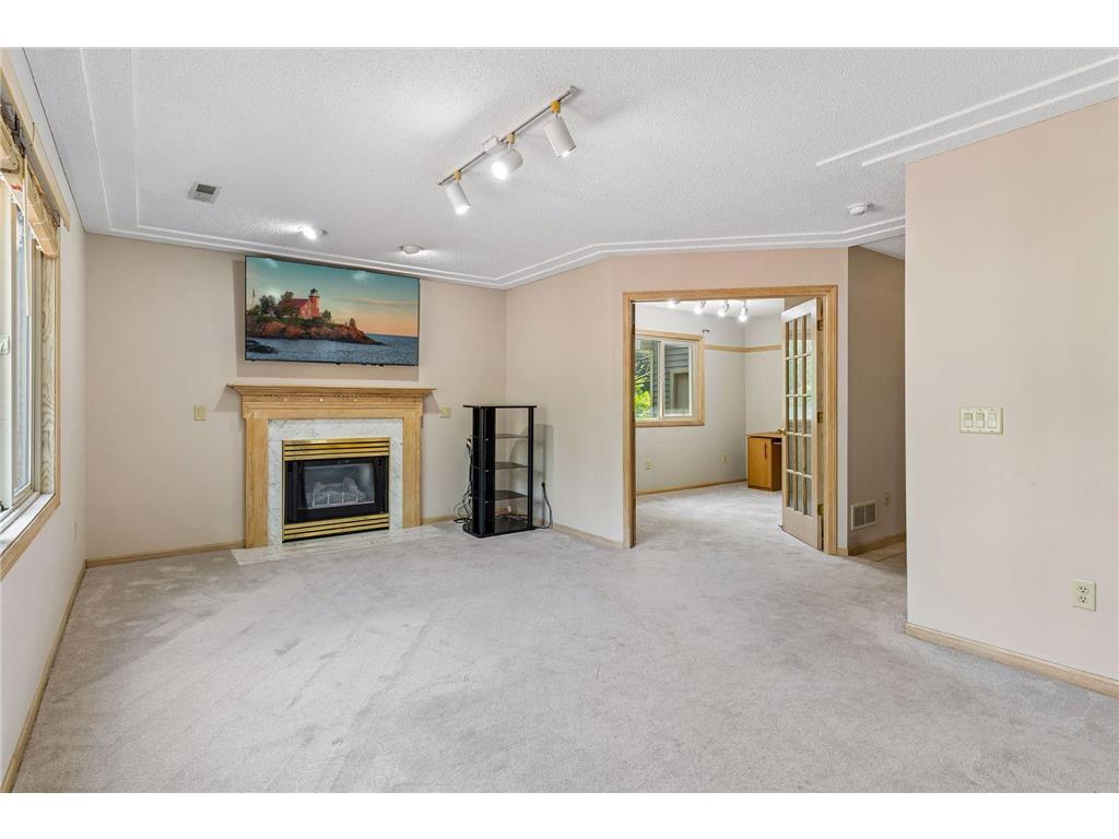 5023 Helena Road N Oakdale MN 55128 7089882 image15