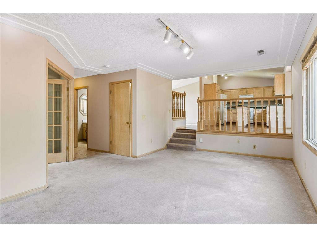 5023 Helena Road N Oakdale MN 55128 7089882 image16