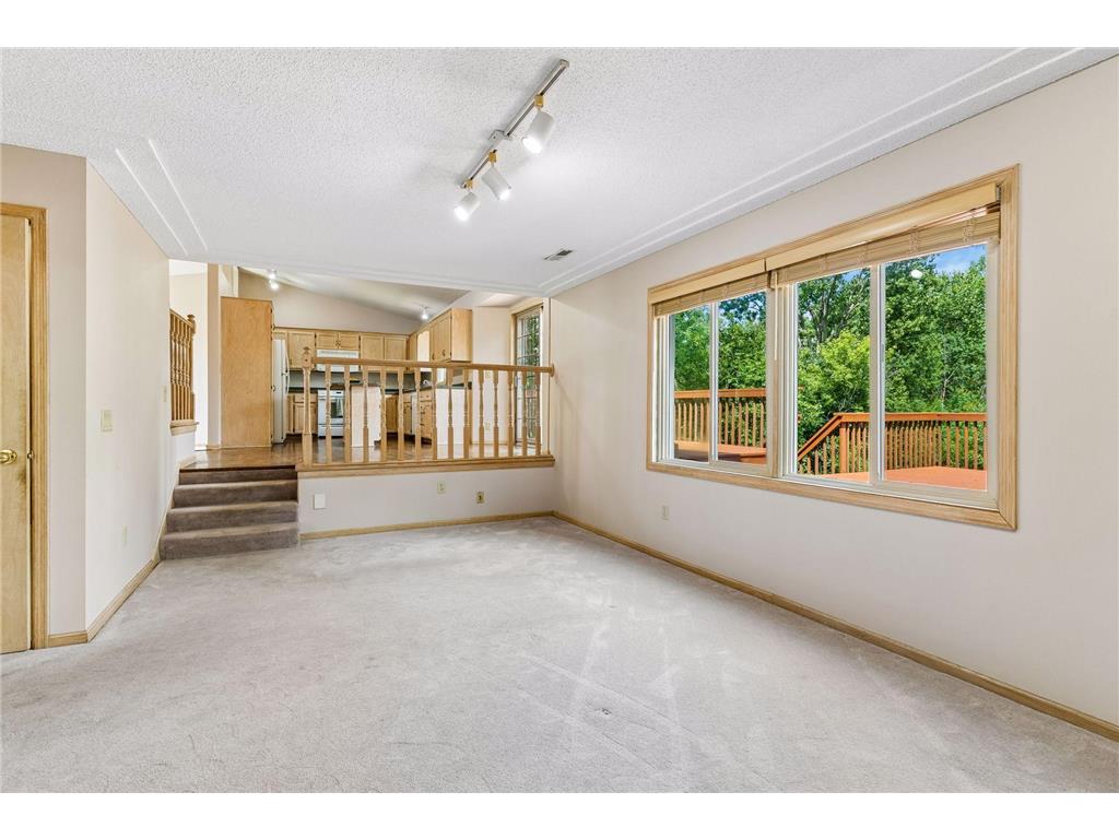 5023 Helena Road N Oakdale MN 55128 7089882 image17