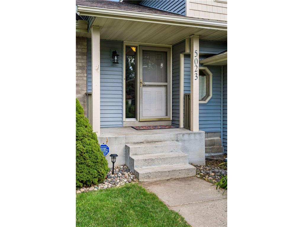 5023 Helena Road N Oakdale MN 55128 7089882 image39