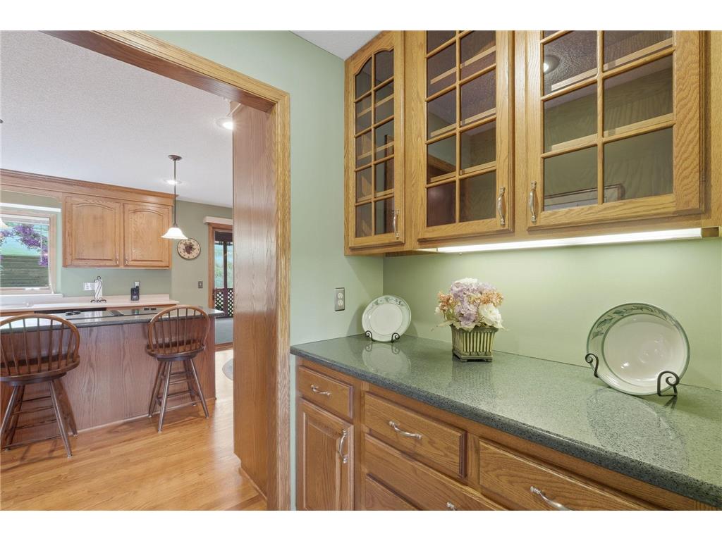 5025 W 94th Street Bloomington MN 55437 7102239 image13