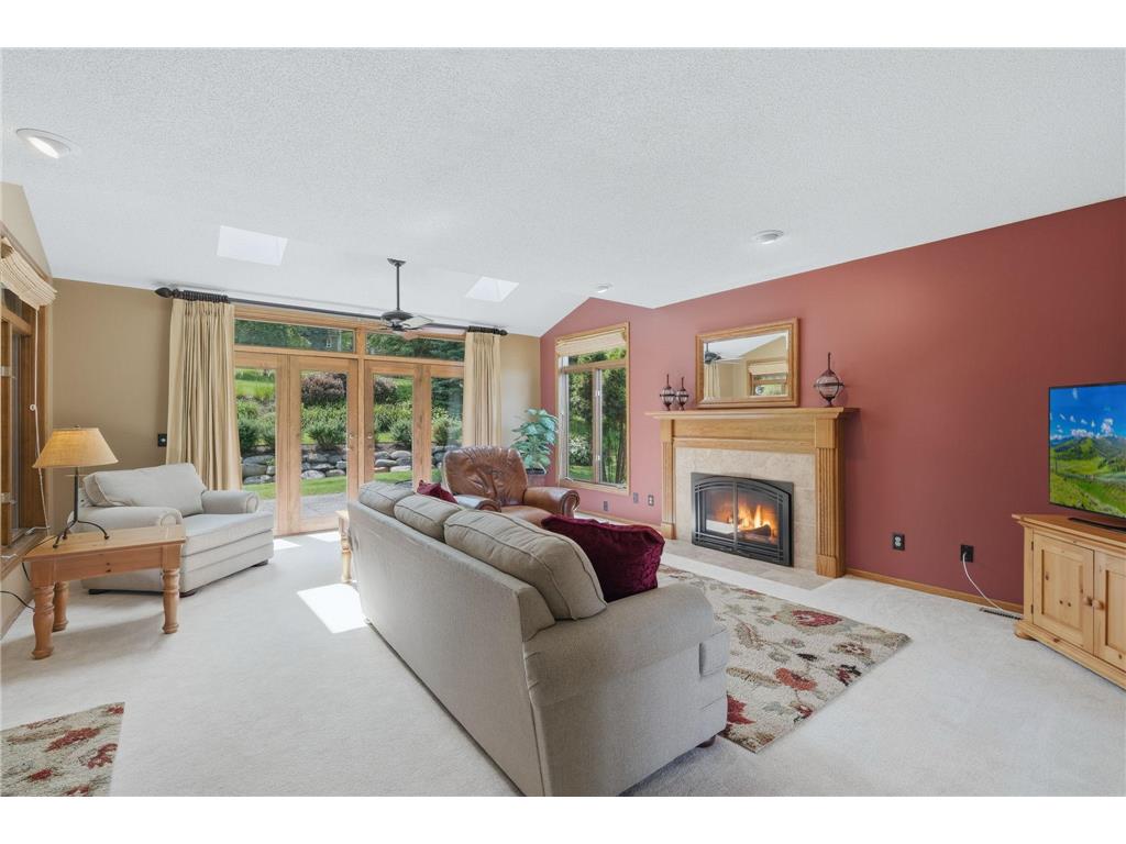 5025 W 94th Street Bloomington MN 55437 7102239 image2