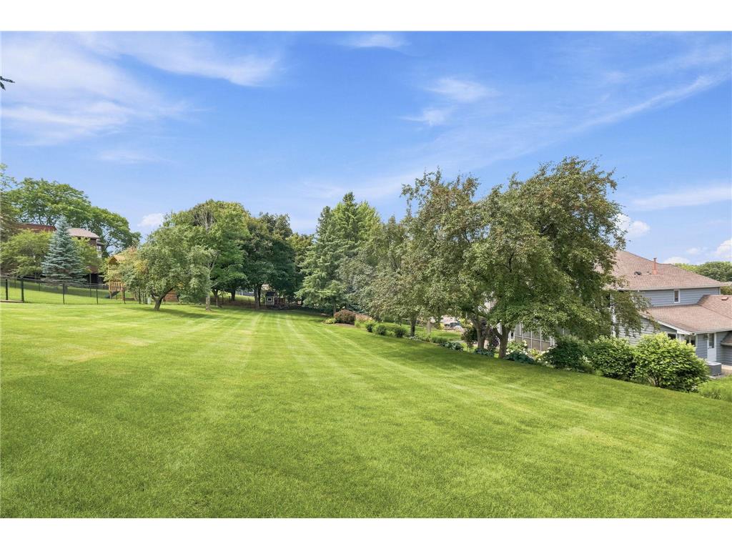 5025 W 94th Street Bloomington MN 55437 7102239 image28