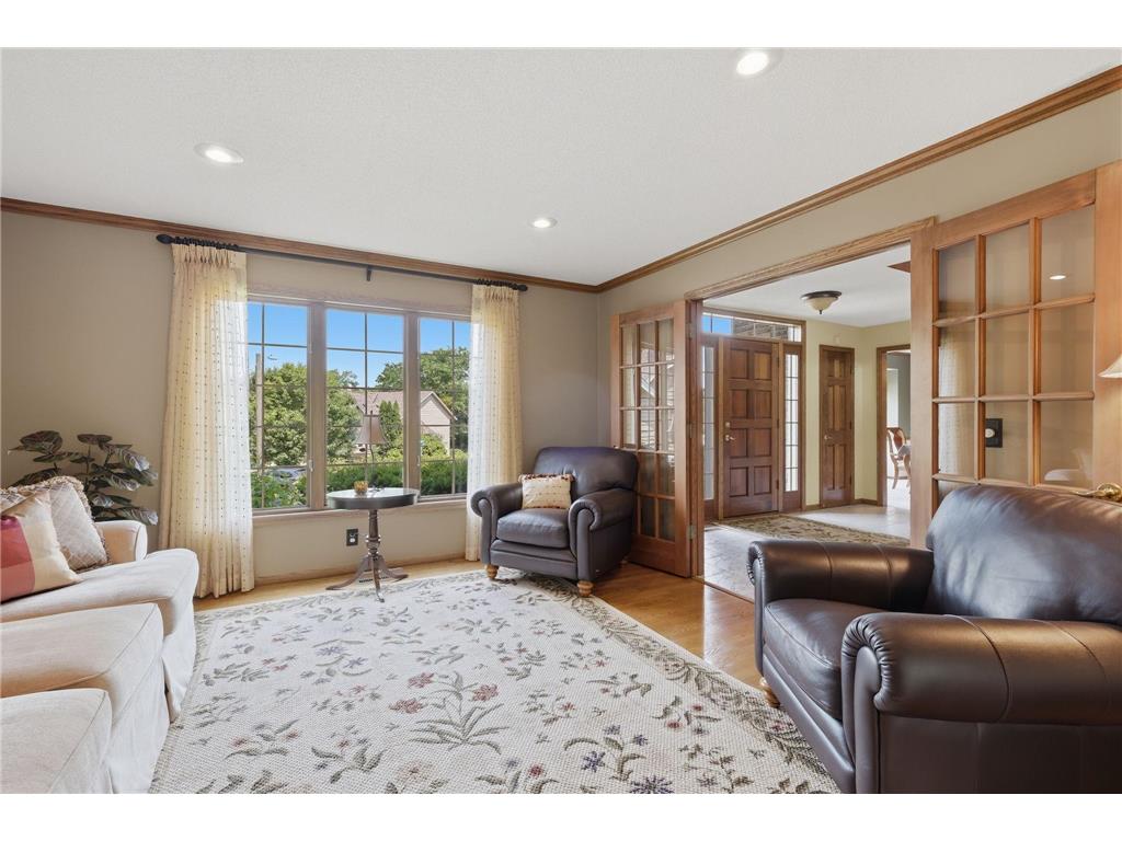 5025 W 94th Street Bloomington MN 55437 7102239 image7