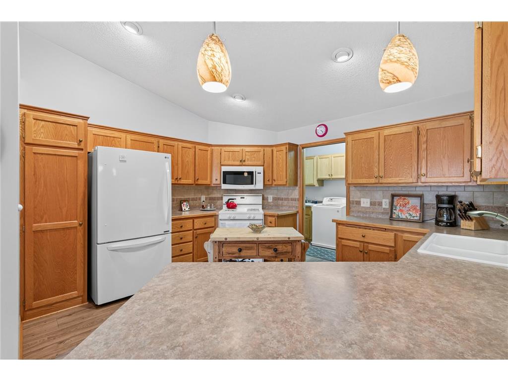 5026 Grenadier Avenue N Oakdale MN 55128 7098332 image18