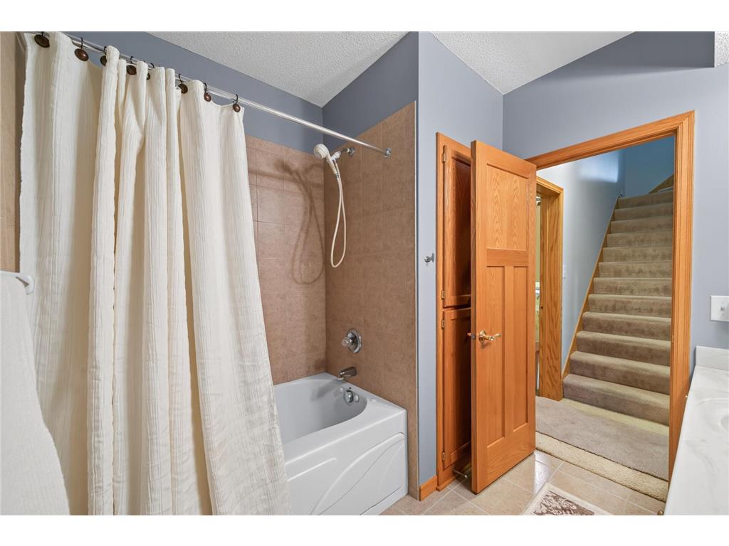5026 Grenadier Avenue N Oakdale MN 55128 7098332 image31