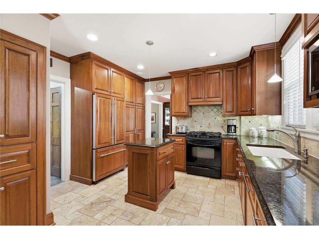 5027 3rd Avenue S Minneapolis MN 55419 7074534 image30