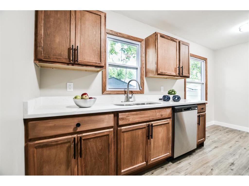 5027 Emerson Avenue N Minneapolis MN 55430 7104066 image4