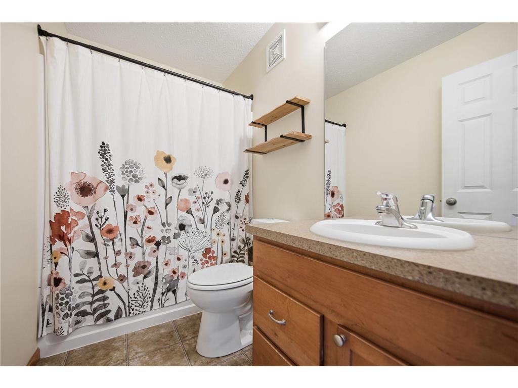 5027 Evergreen Drive N #7 Hugo MN 55038 7044782 image15