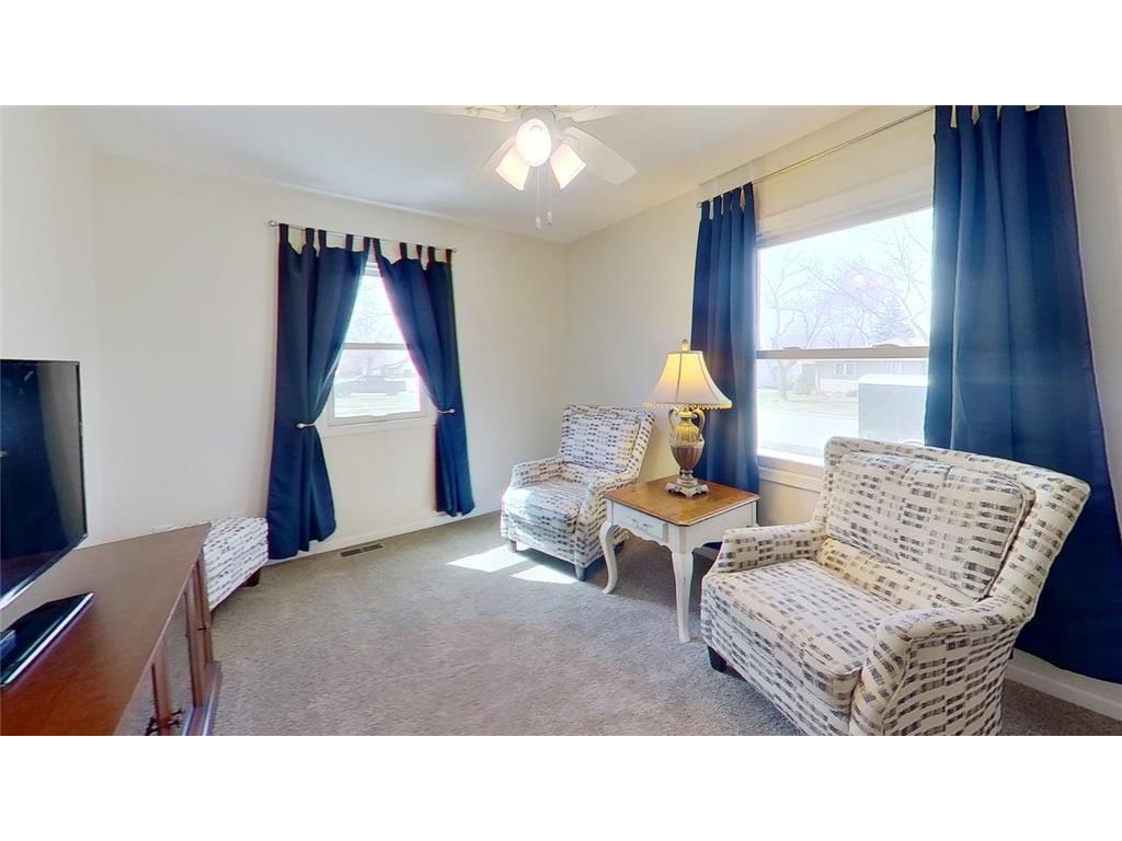 503 Adobe Road Marshall MN 56258 7050208 image18