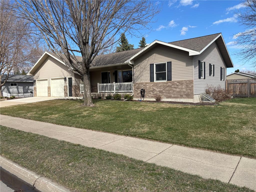 503 Adobe Road Marshall MN 56258 7050208 image2