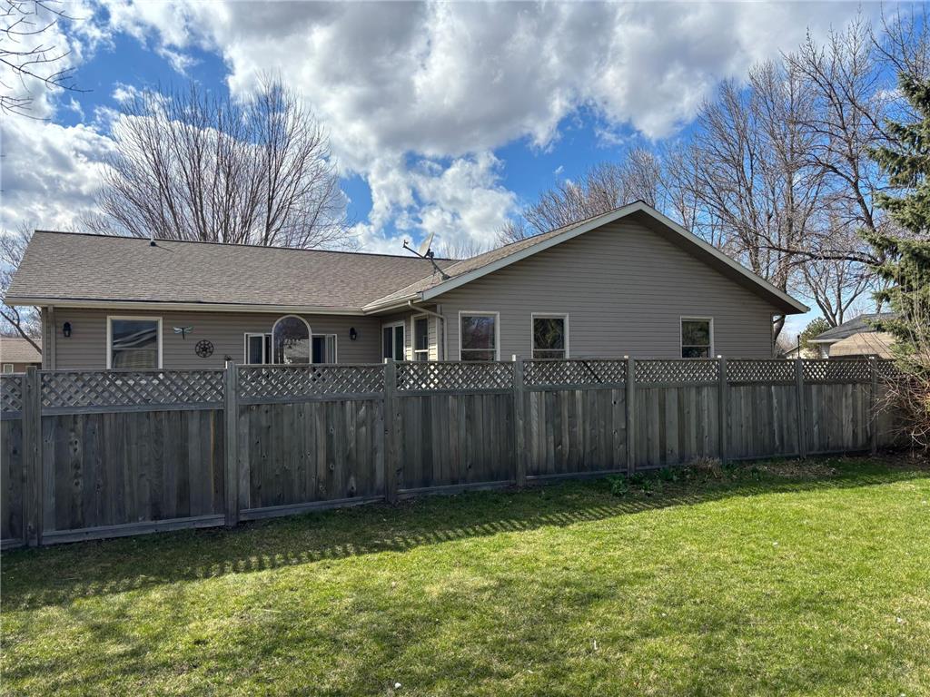 503 Adobe Road Marshall MN 56258 7050208 image4