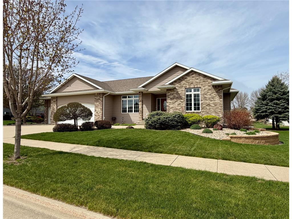 503 Britz Drive Luverne MN 56156 7014755 image1