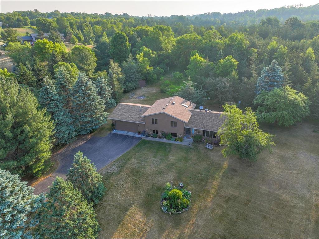 503 Country View Road Hudson WI 54016 6388018 image1