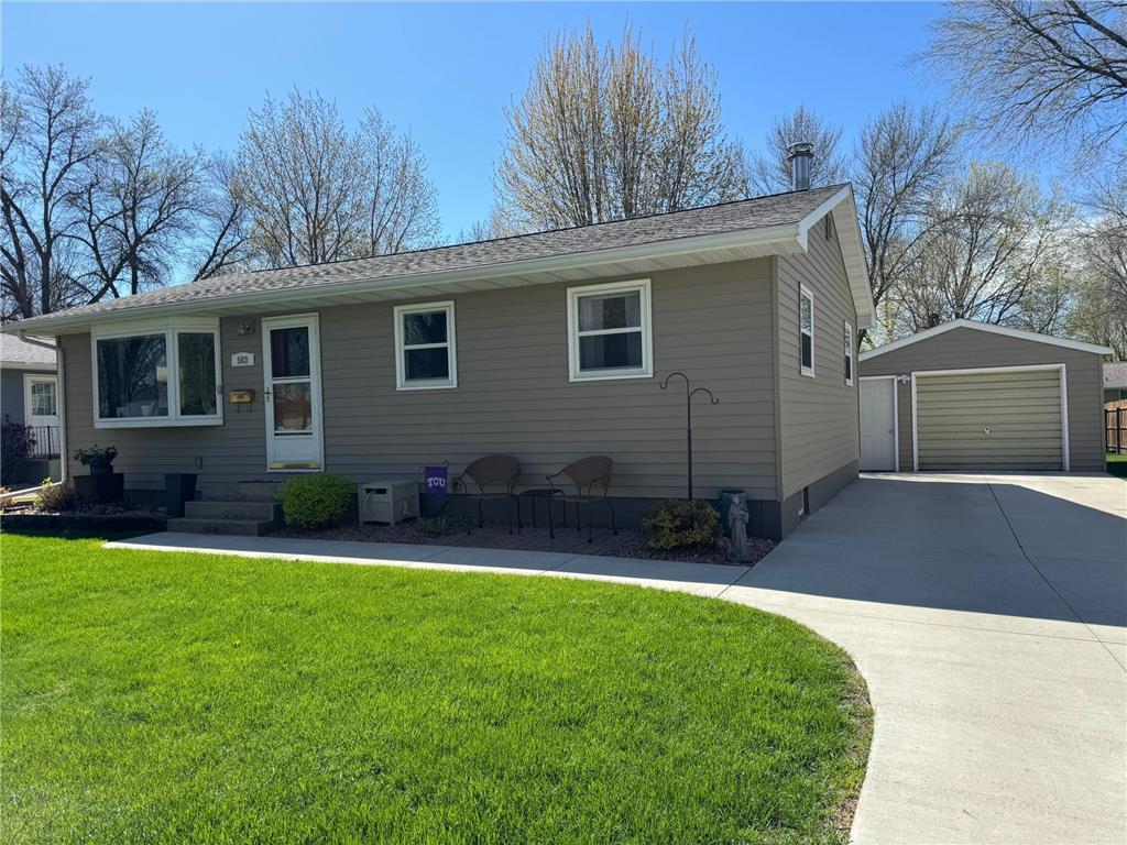 503 Donita Avenue Marshall MN 56258 6530473 image1