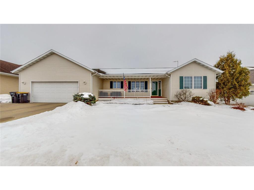 503 Drive SE, Stewartville, MN 55976 MLS 6323299 Edina Realty