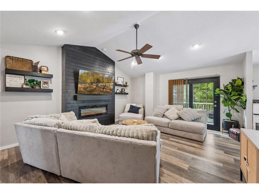 503 Hillcrest Drive Roberts WI 54023 7107176 image10