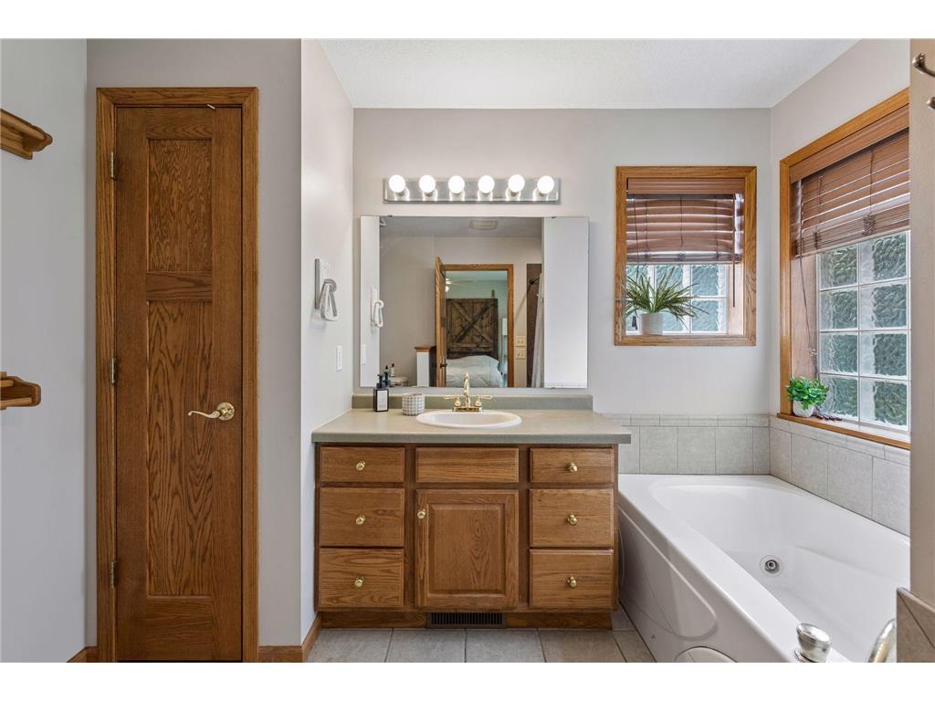 503 Hillcrest Drive Roberts WI 54023 7107176 image14