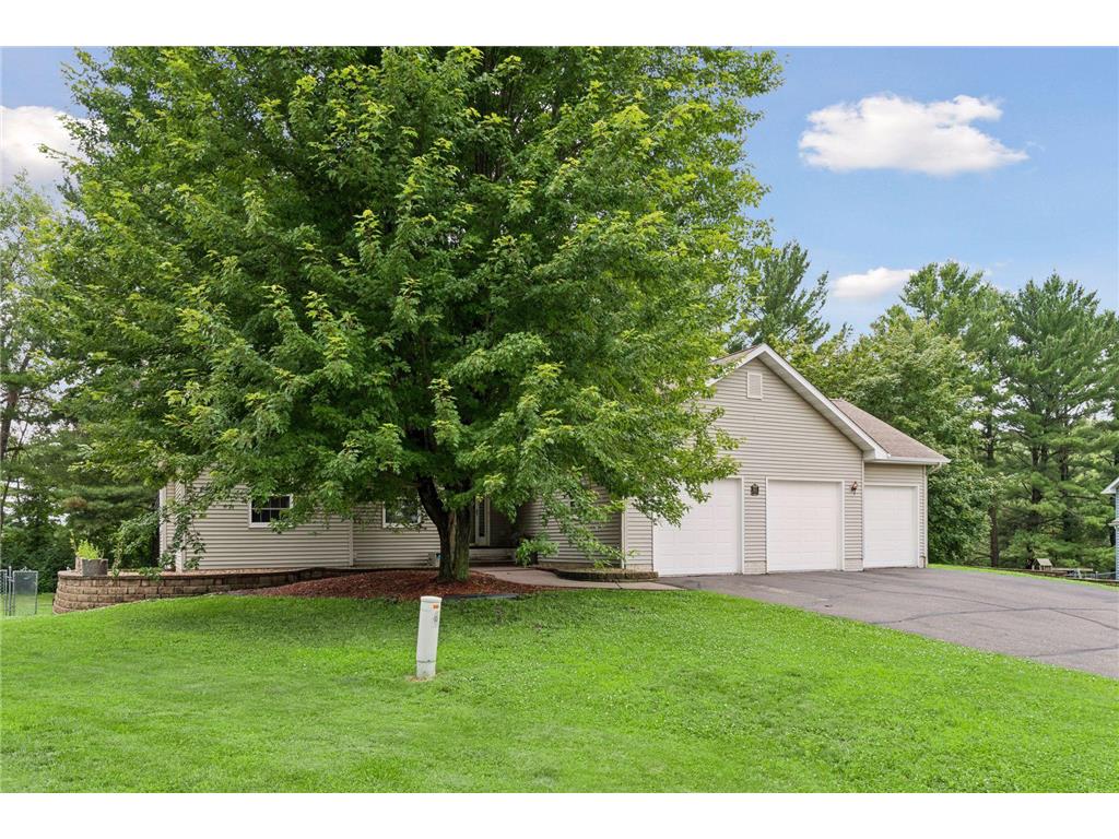503 Hillcrest Drive Roberts WI 54023 7107176 image2