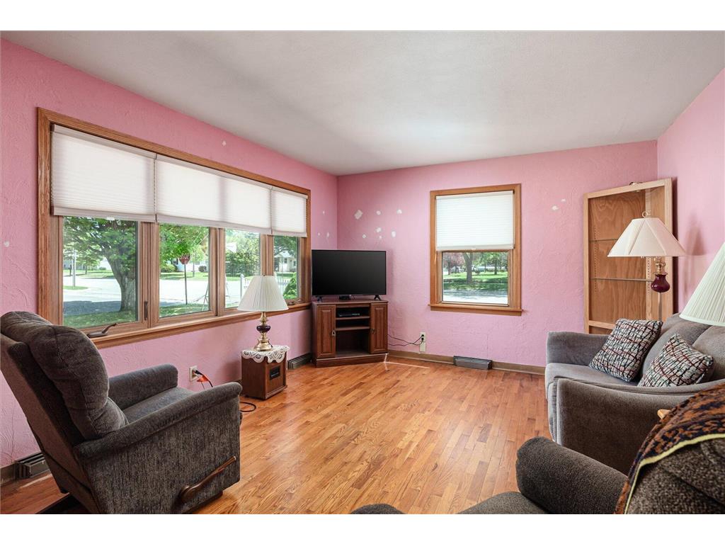 503 S 9th Street La Crescent MN 55947 7075553 image3