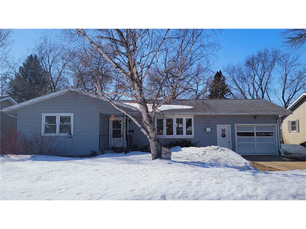 503 W Thomas Avenue, Marshall, MN, 56258 MLS 6349544 Edina Realty