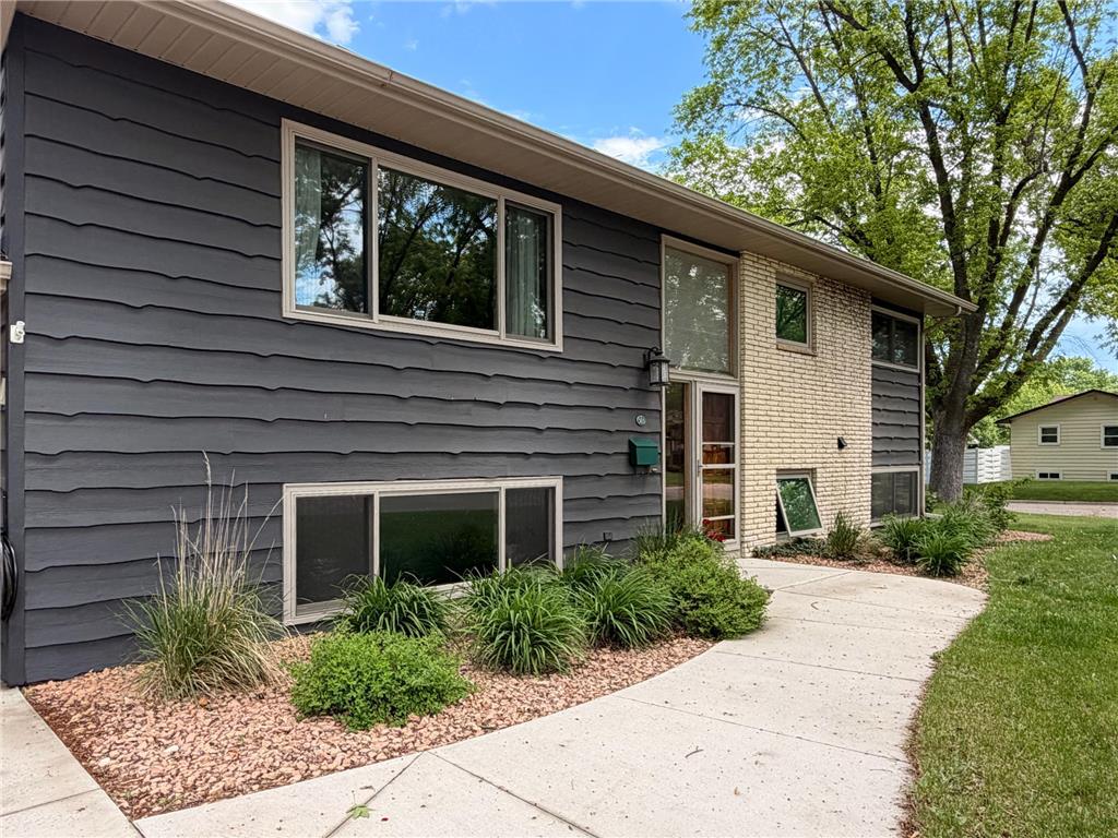 503 Washington Avenue Marshall MN 56258 7081512 image2