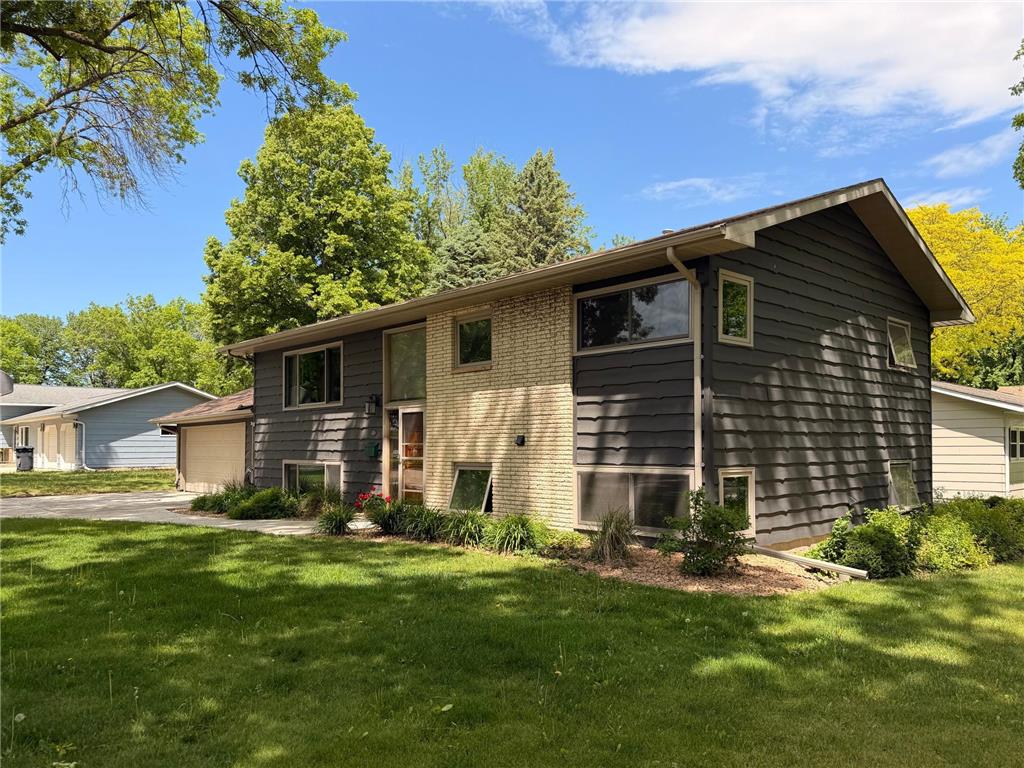 503 Washington Avenue Marshall MN 56258 7081512 image4