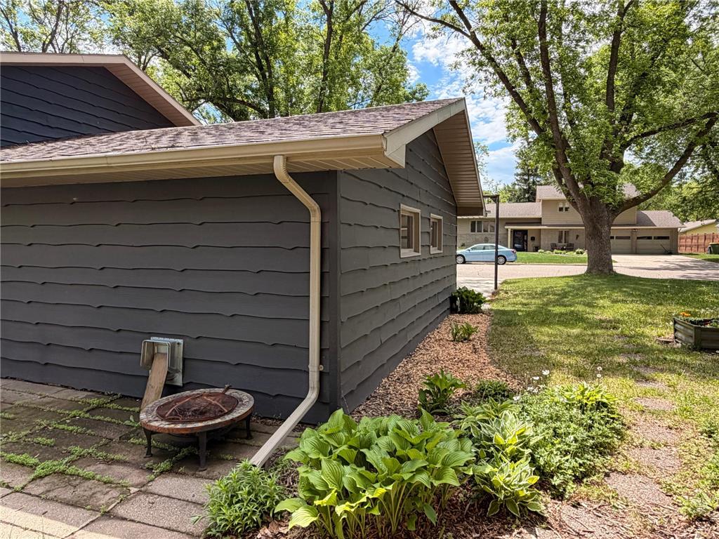 503 Washington Avenue Marshall MN 56258 7081512 image46