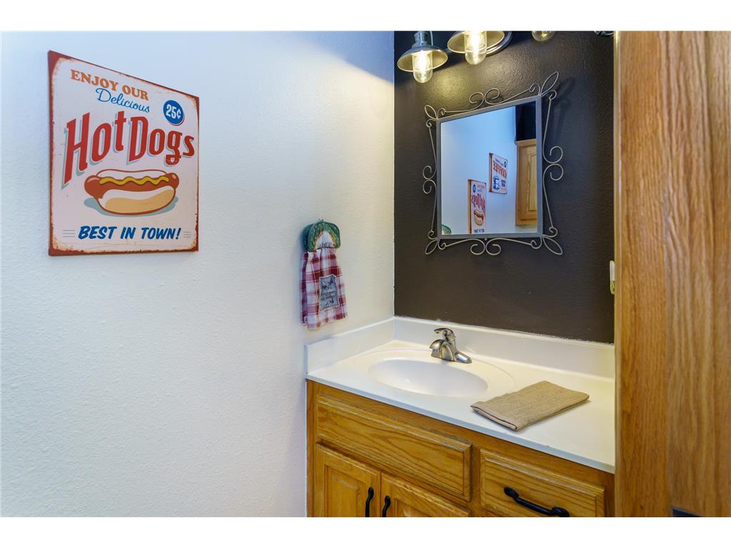 503 Welco Lane W Montgomery MN 56069 7076936 image21