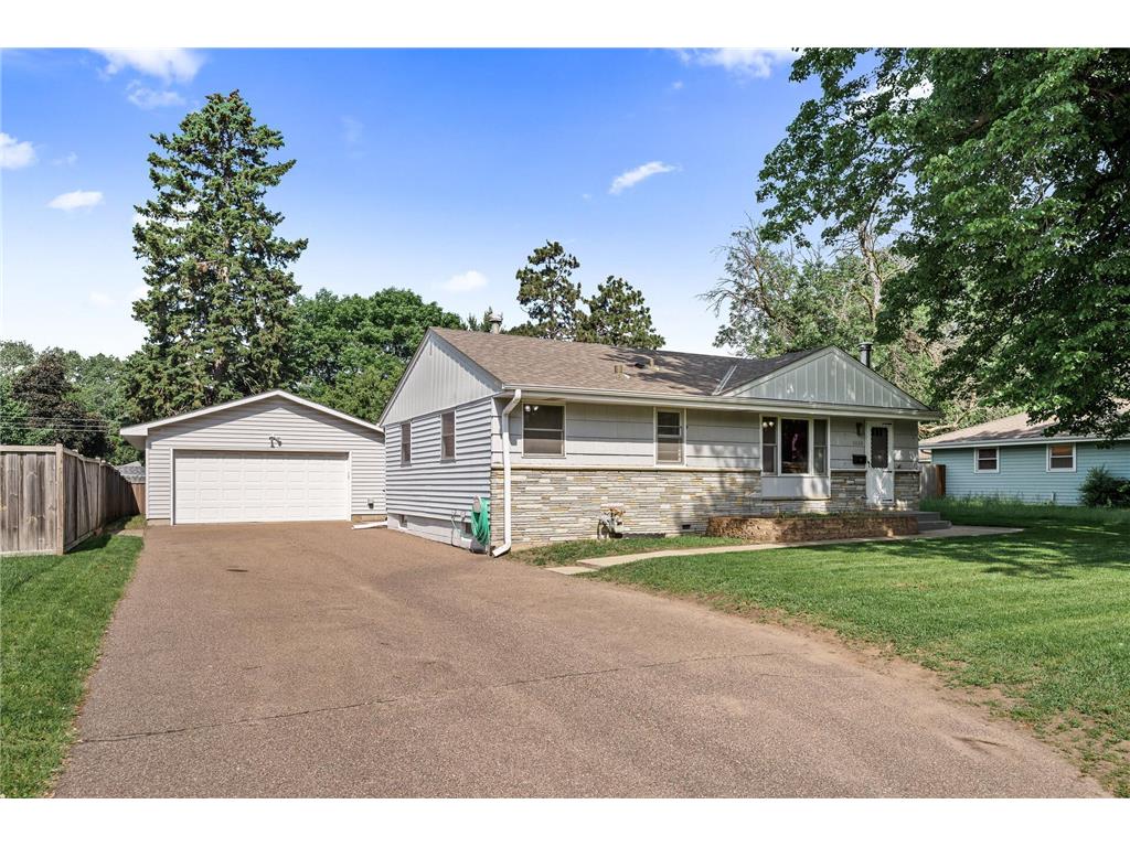 5030 Jefferson Street NE Columbia Heights MN 55421 6733533 image1