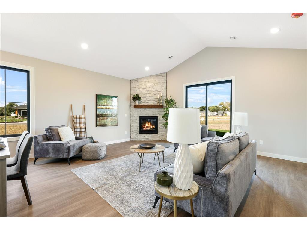 5032 258th Court Wyoming MN 55092 6658431 image1