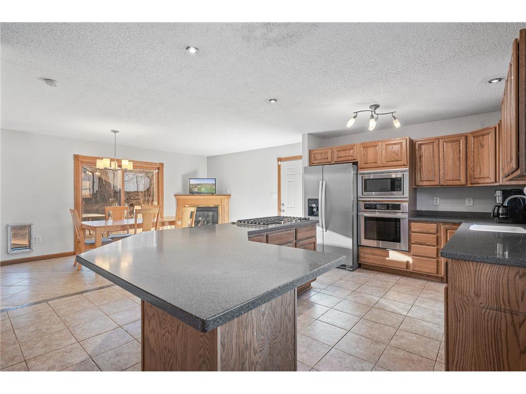 5033 Three Points Boulevard Mound MN 55364 6486407 image1