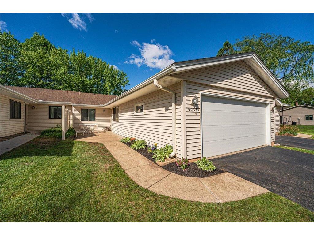 5035 147th Street W Apple Valley MN 55124 7078364 image1