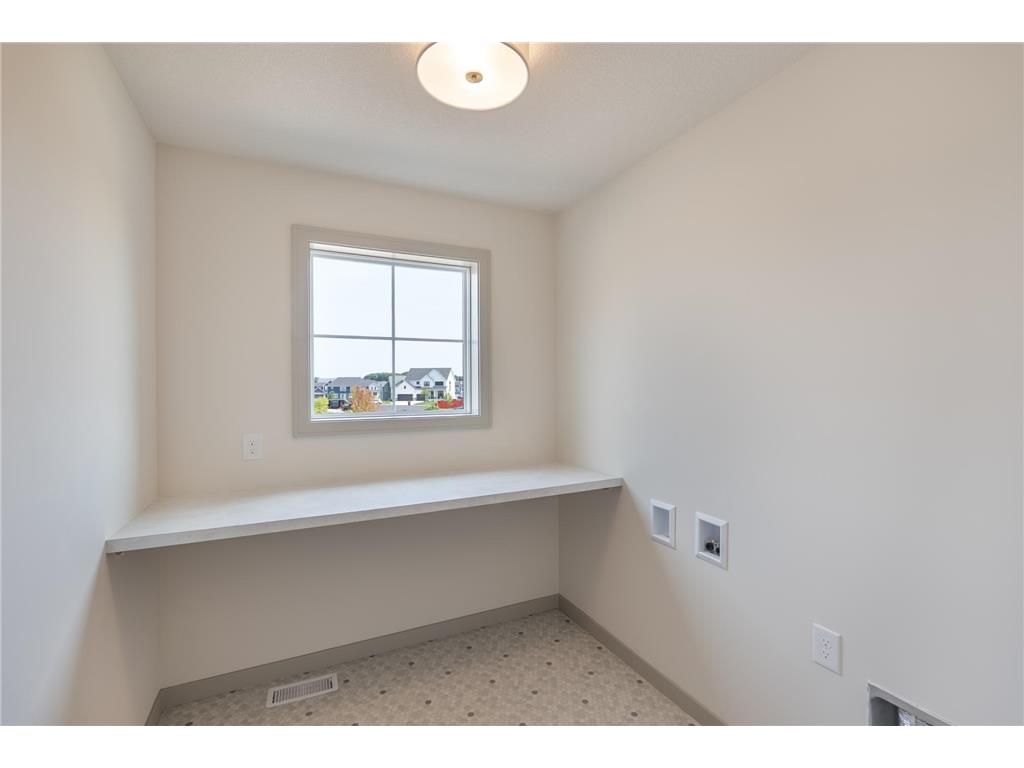 5036 Airlake Draw Woodbury MN 55129 7065069 image22