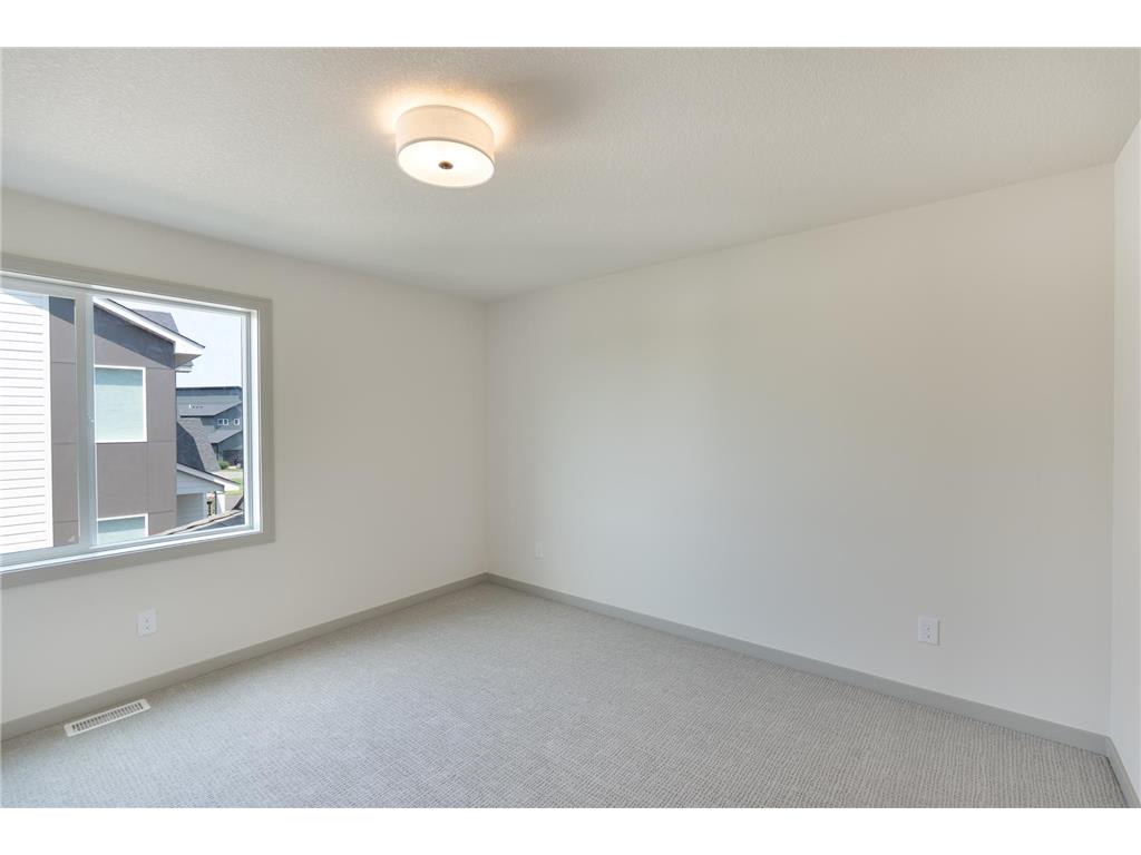 5036 Airlake Draw Woodbury MN 55129 7065069 image23
