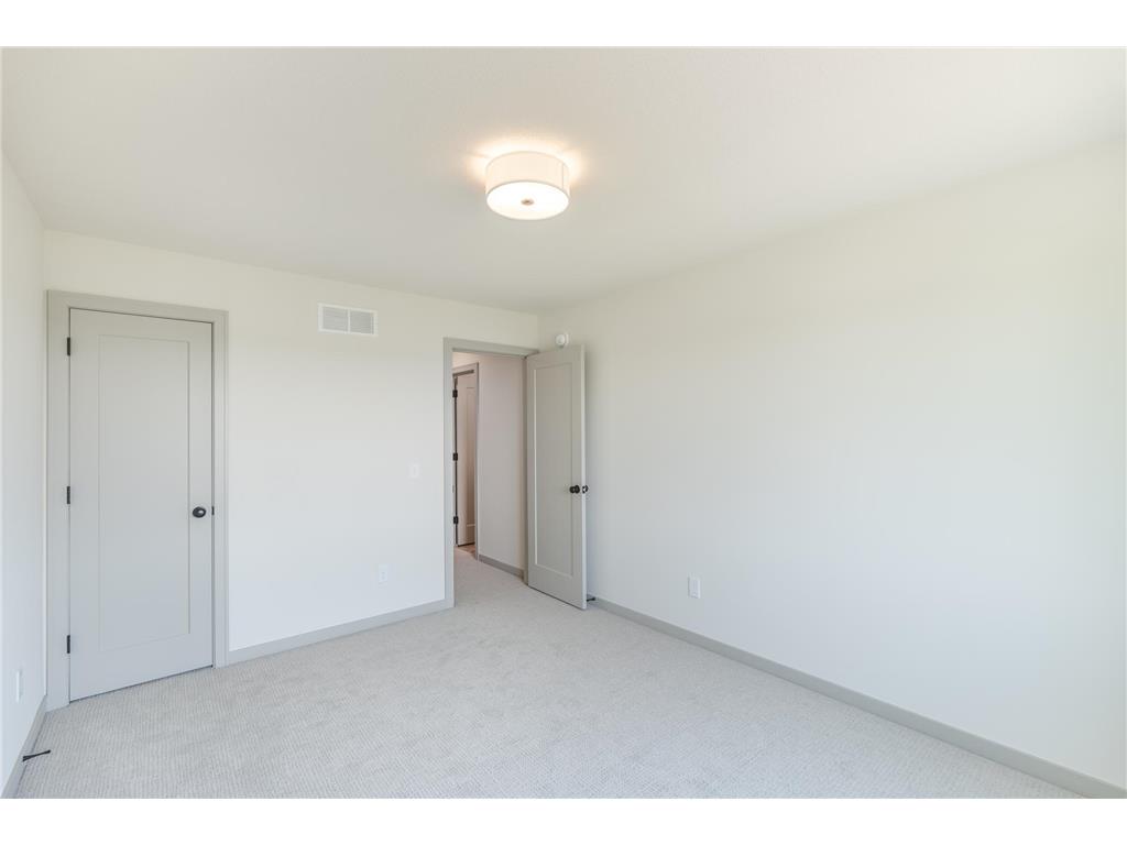 5036 Airlake Draw Woodbury MN 55129 7065069 image27