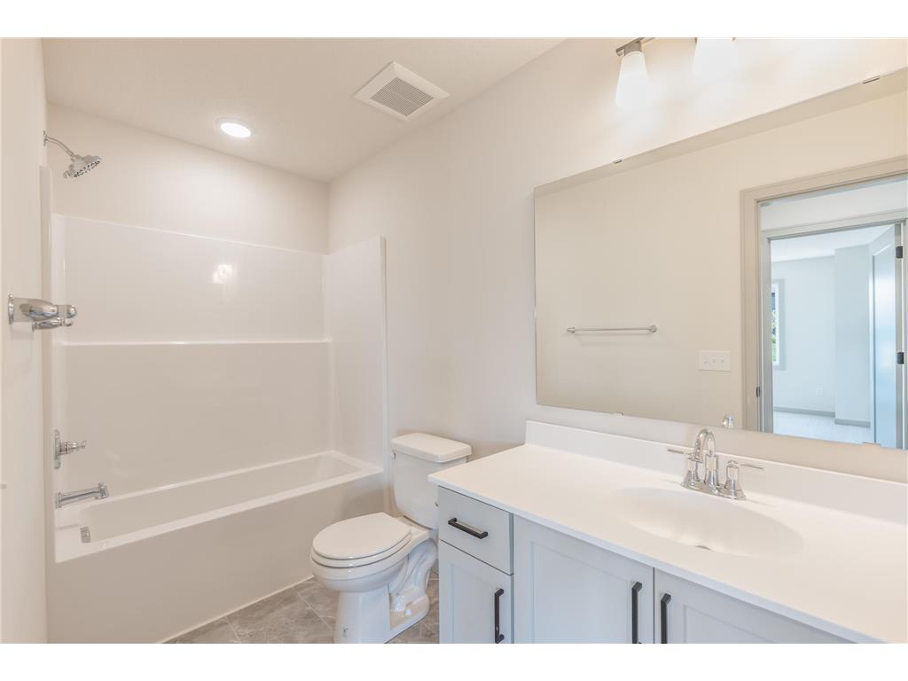 5036 Airlake Draw Woodbury MN 55129 7065069 image29